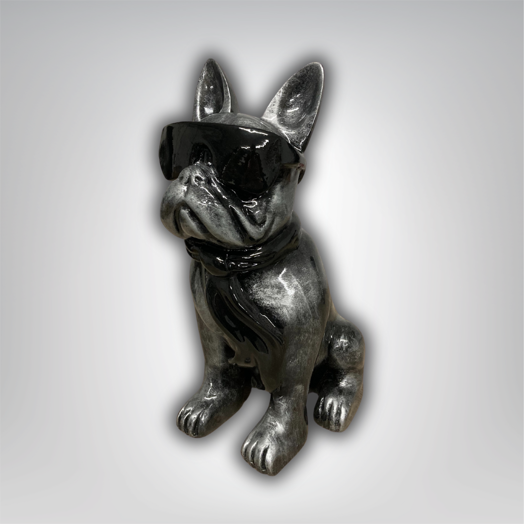 Französische Bulldogge mit Brille und Krawatte silber-antik aus Kunstharz - 30cm