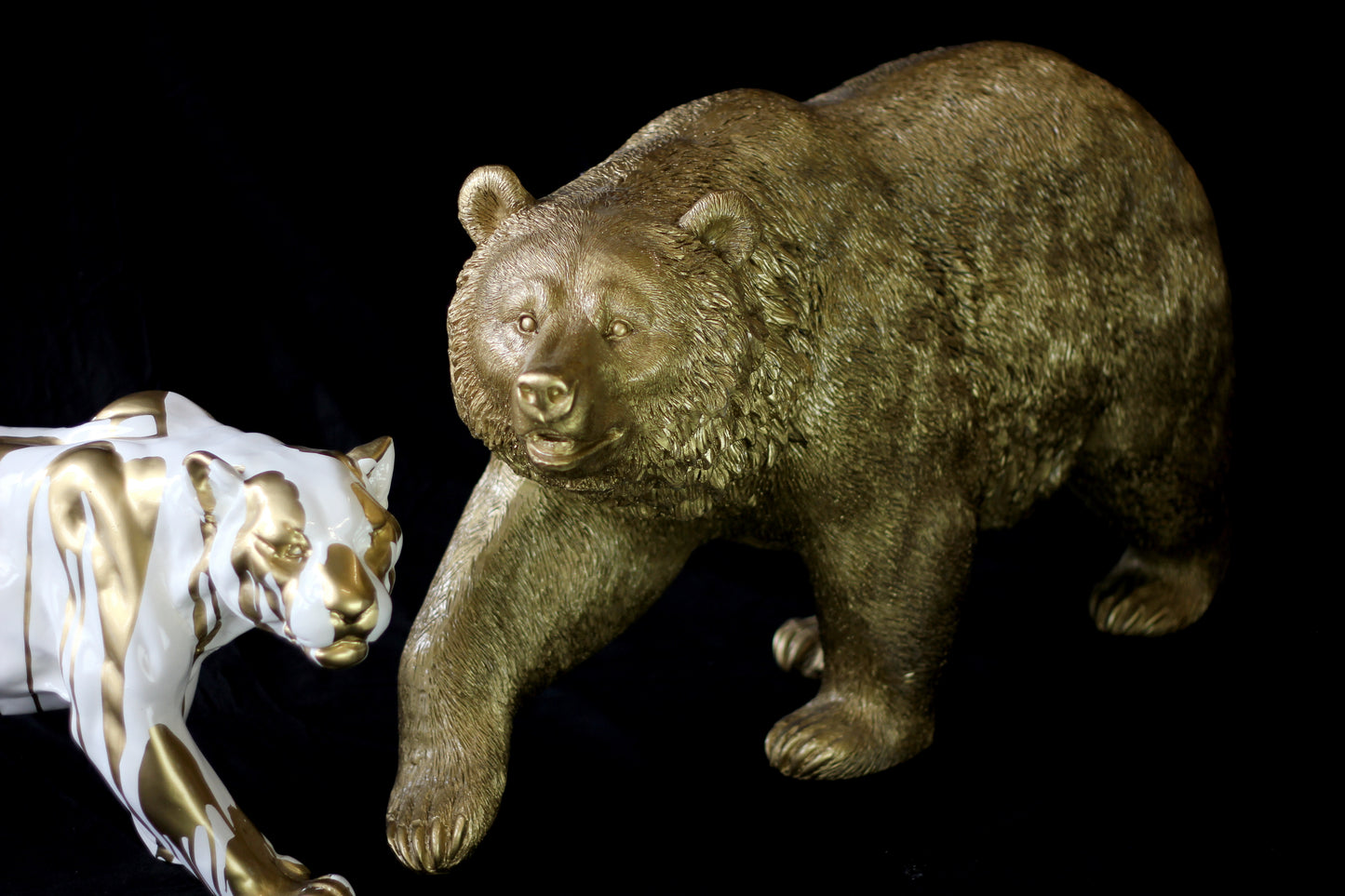 Bär gold aus Kunstharz